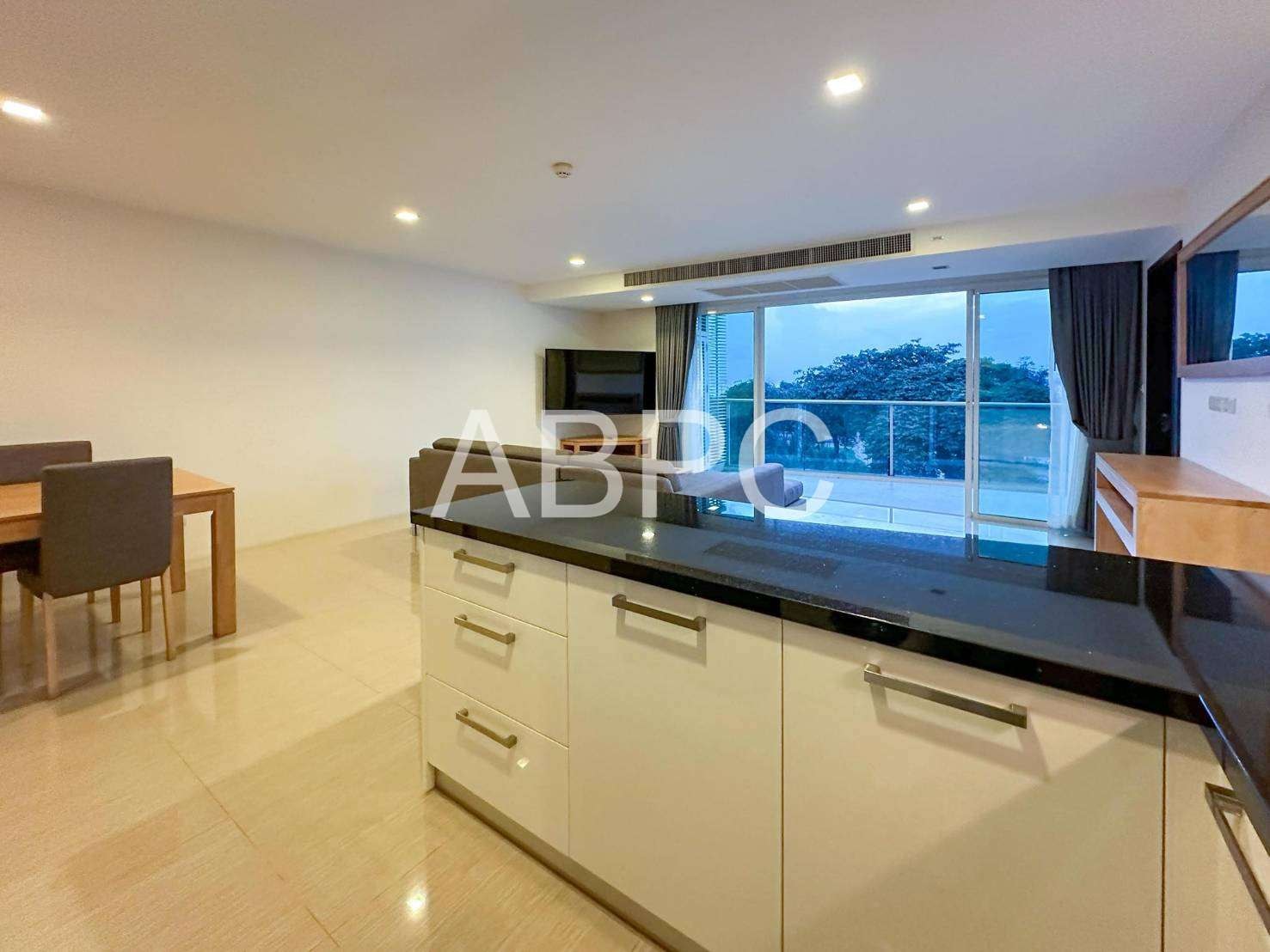Seaview Breeze 2 Bedrooms for SALE in Pratumnak photo 7