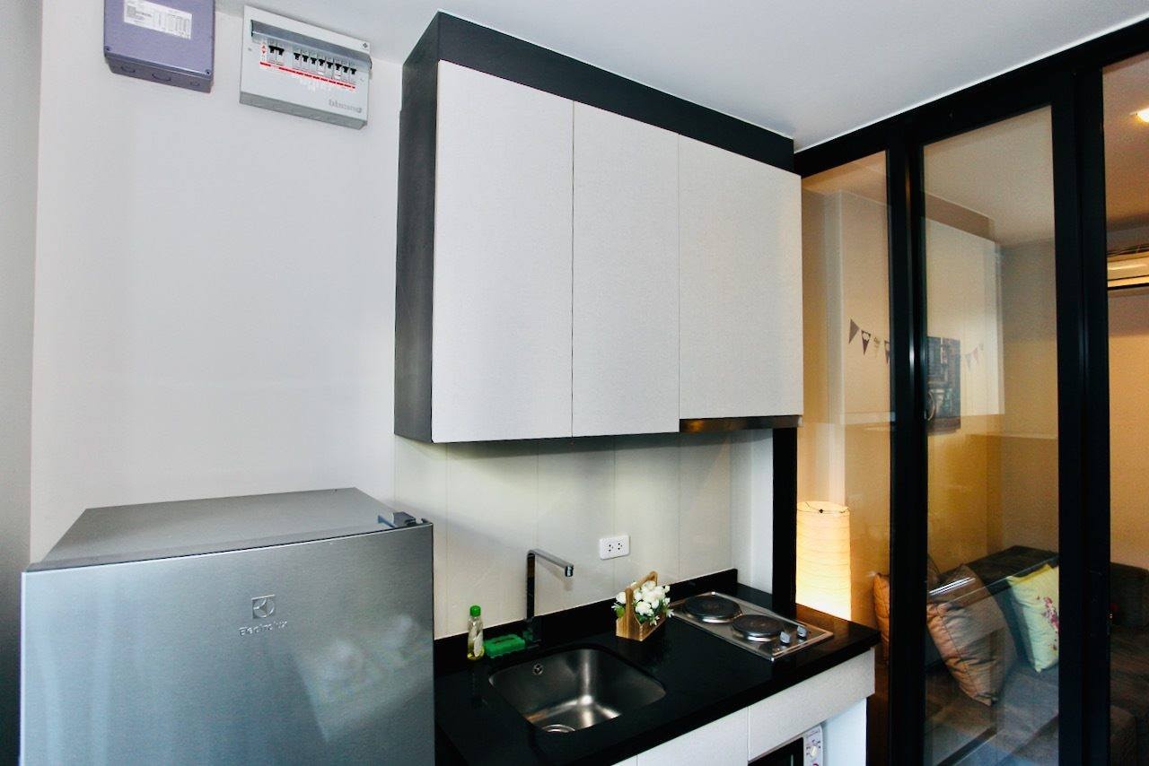 Garden View 1 Bed 1 Bath Condo In Central Pattaya photo 12