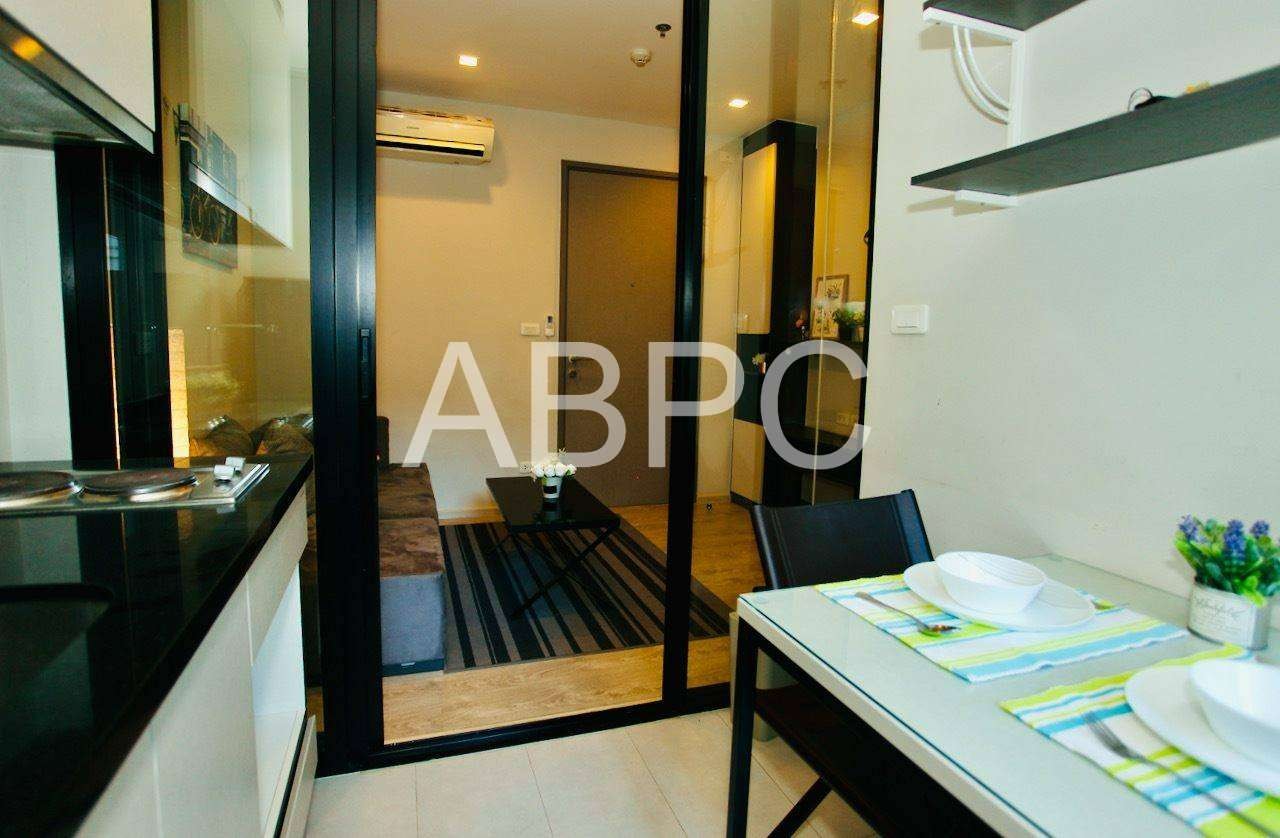 Garden View 1 Bed 1 Bath Condo In Central Pattaya photo 8