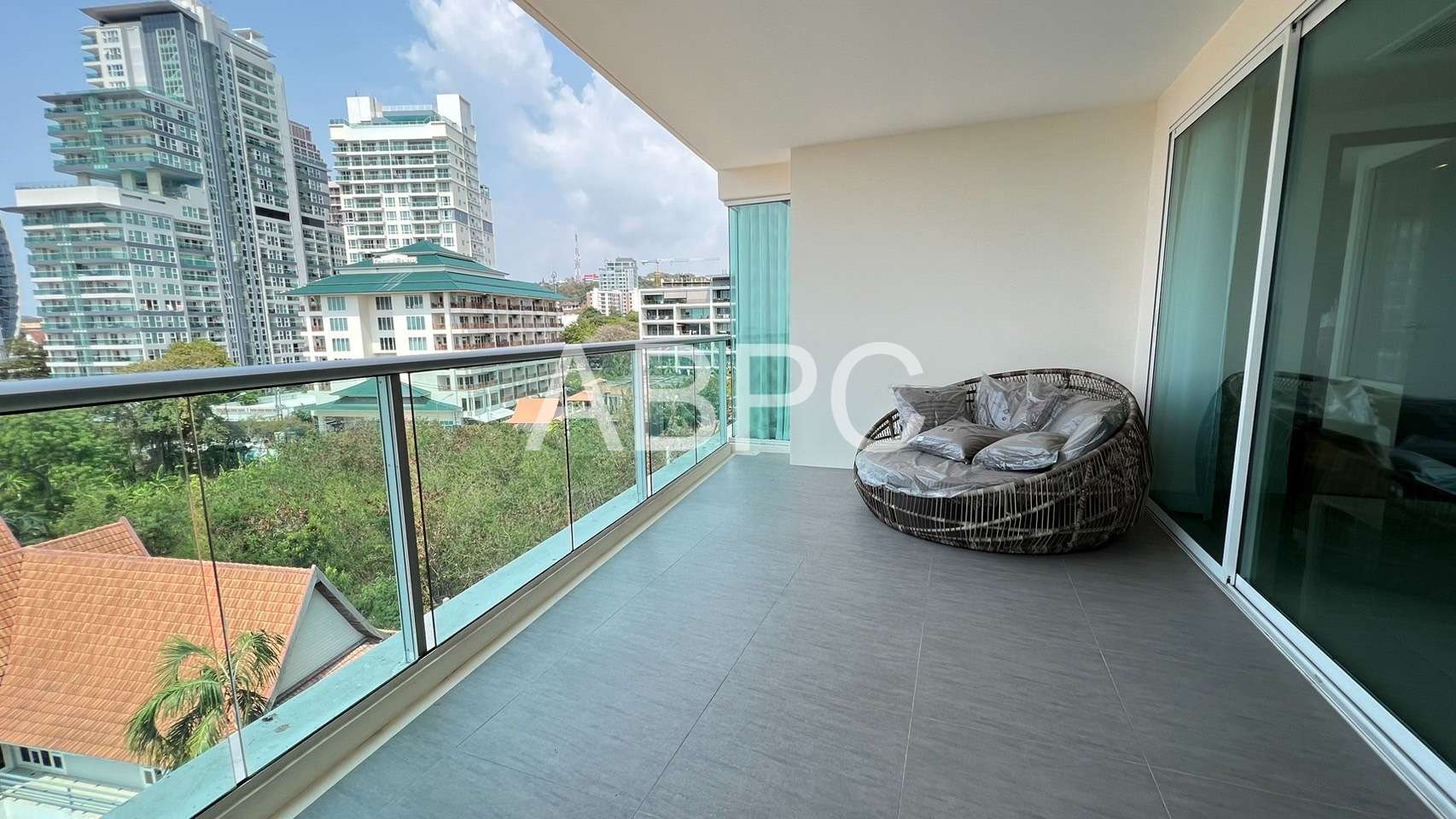 Penthouse 3 Bed 3 Bath Condo In Pratumnak photo 8