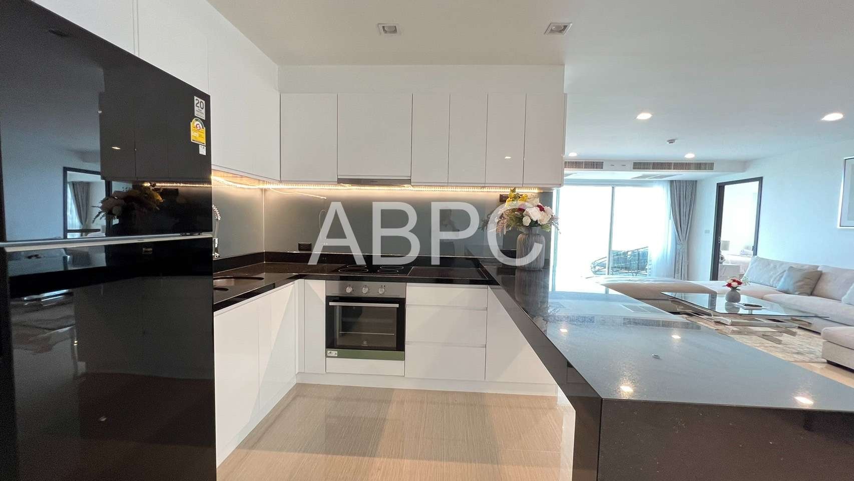 Penthouse 3 Bed 3 Bath Condo In Pratumnak photo 14