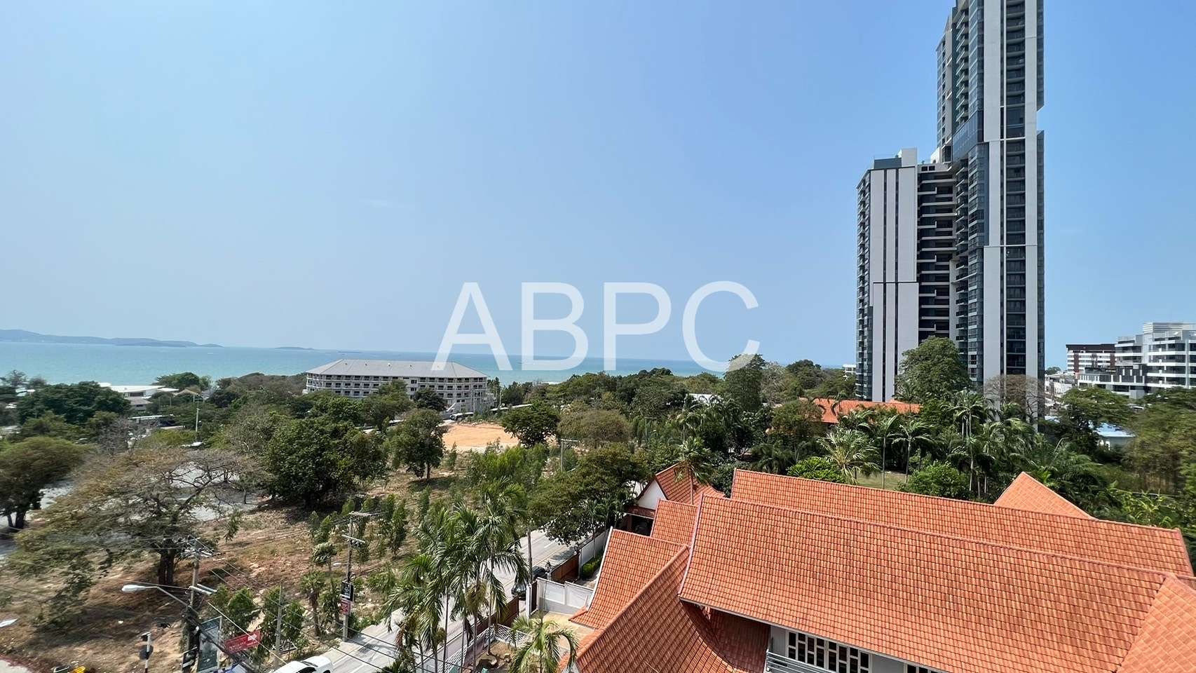 Penthouse 3 Bed 3 Bath Condo In Pratumnak