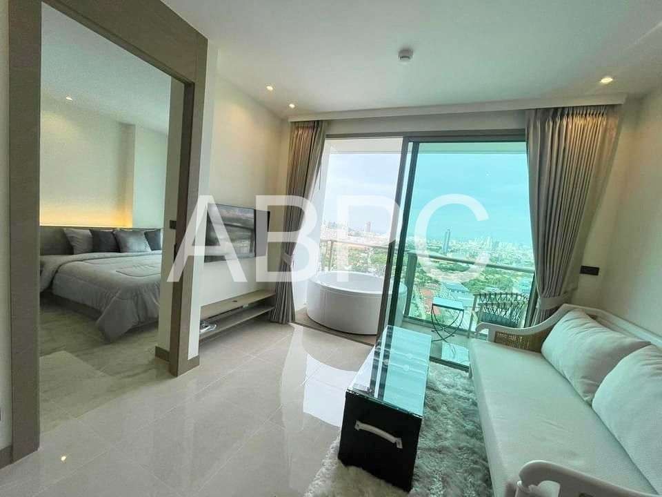 Sea View Condo For Sale in Jomtien photo 2