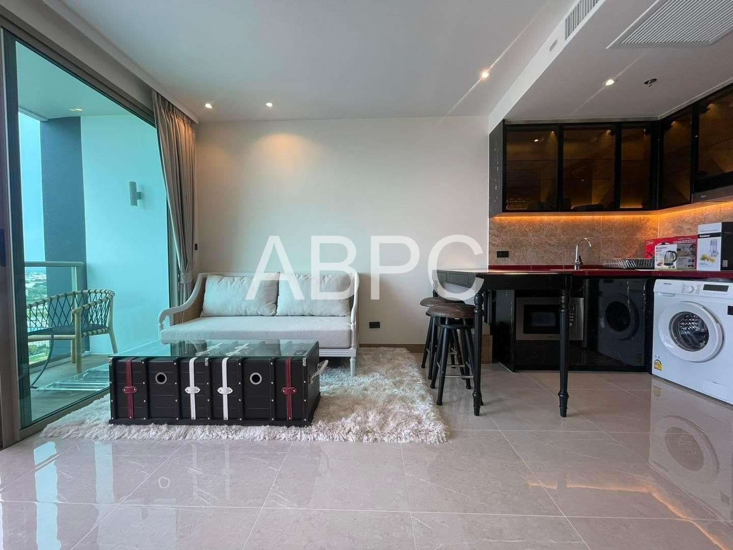 Sea View Condo For Sale in Jomtien photo 9