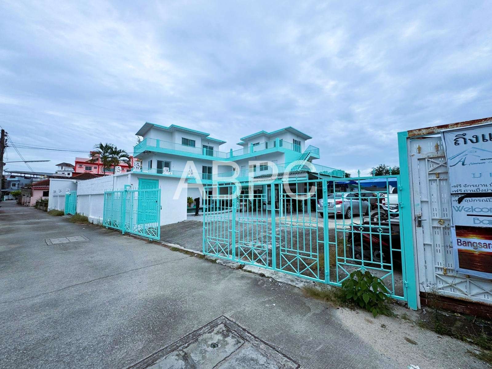 Renovated 8 Bed 9 Bath Pool Villa Estate In Bang Saray photo 2