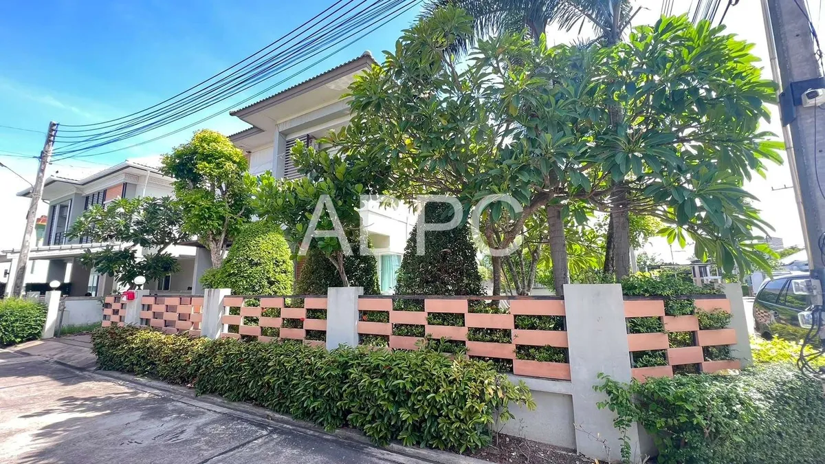 3 Bedroom 3 Bathroom Pool Villa photo 2