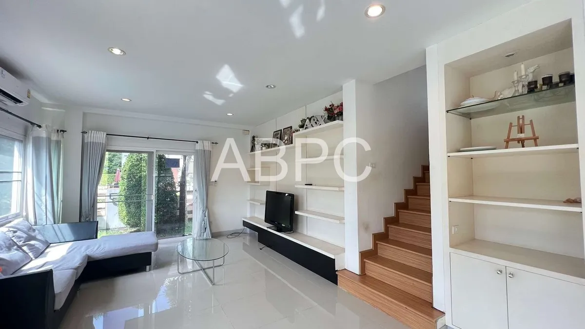 3 Bedroom 3 Bathroom Pool Villa photo 15