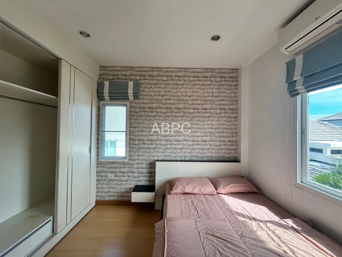 3 Bedroom 3 Bathroom Pool Villa photo 7