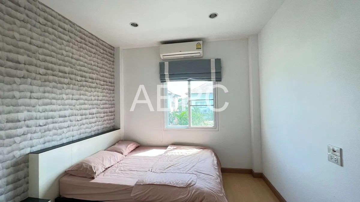 3 Bedroom 3 Bathroom Pool Villa photo 8