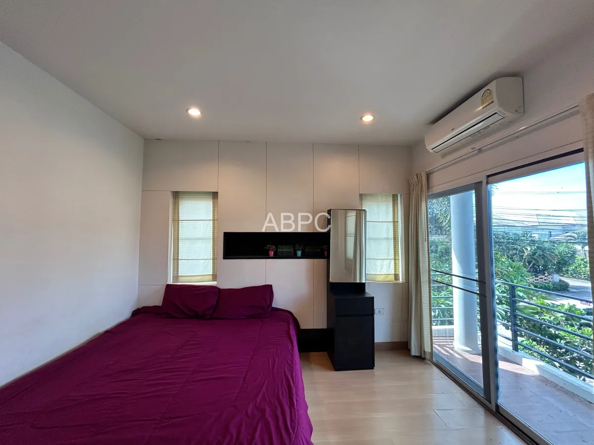 3 Bedroom 3 Bathroom Pool Villa photo 10