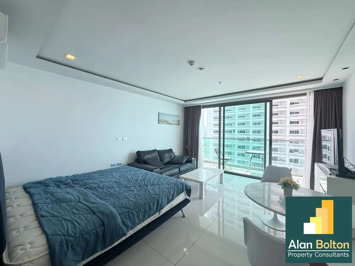 Studio Bed 1 Bath in Wong Amat ABPC1059 photo 14