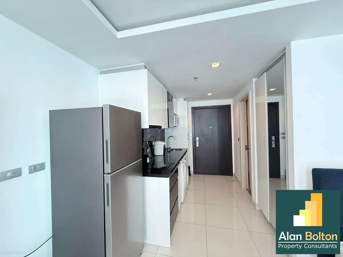Studio Bed 1 Bath in Wong Amat ABPC1059 photo 12