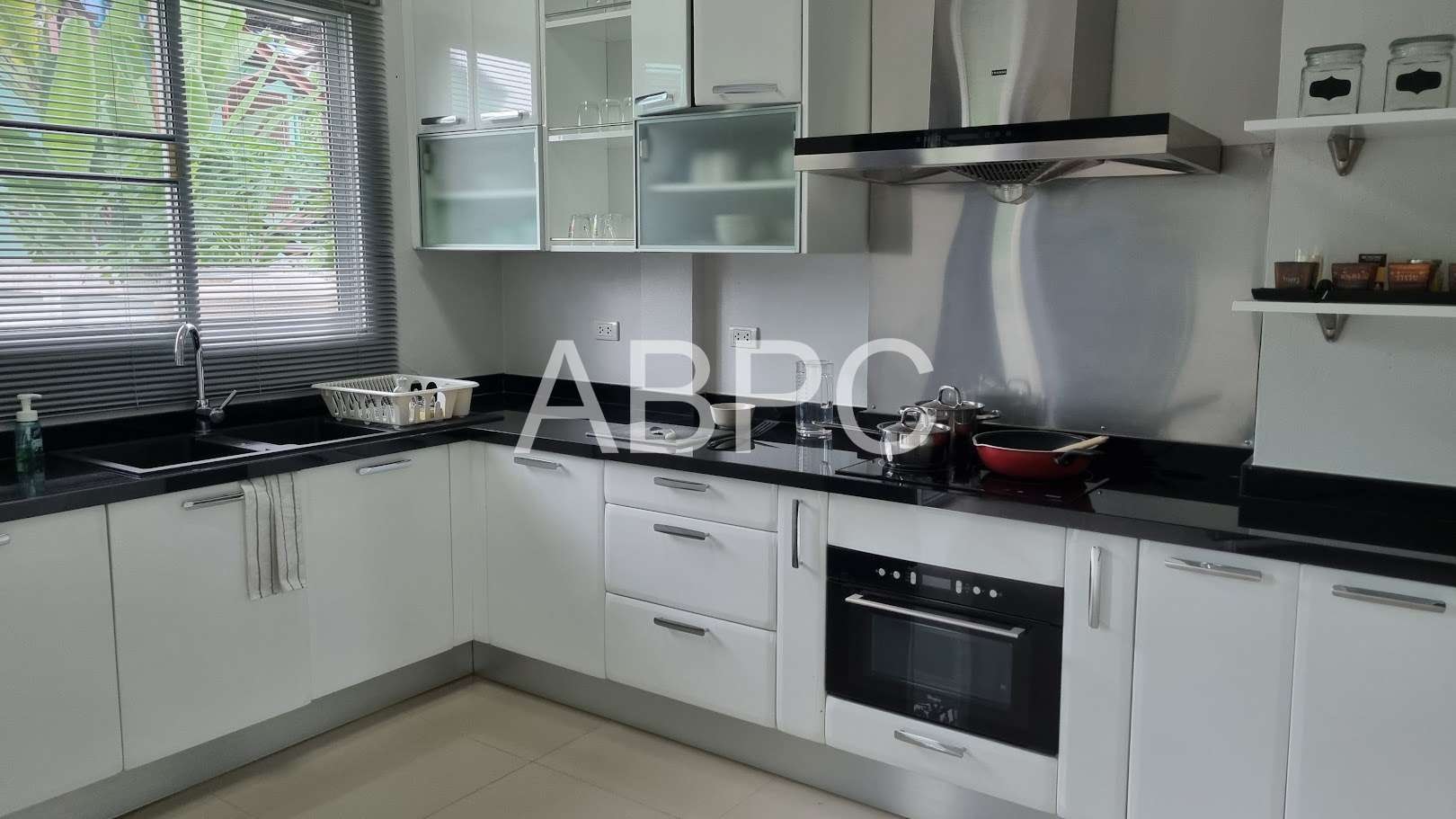 2 Bedroom 1 Bathroom Townhouse in Soi Siam Country Club photo 6
