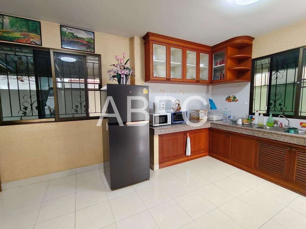 Pool Villa For Sale in Tepprasit photo 2