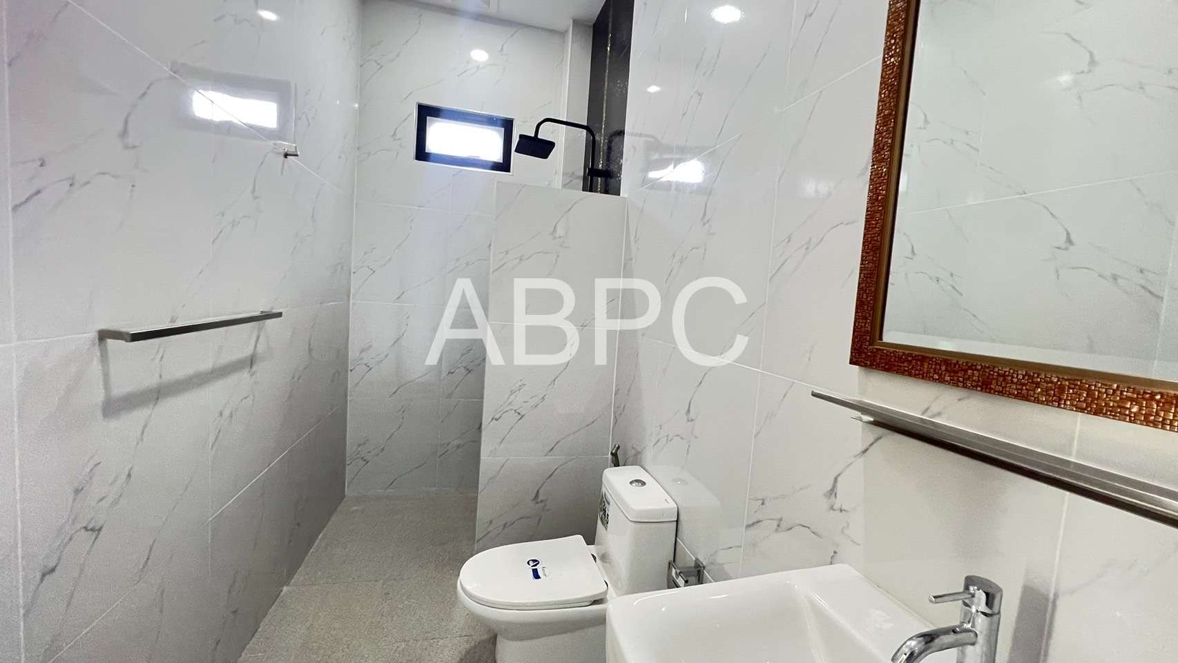 Privacy 3 Bathrooms 2 Bedrooms in Bangsaray photo 8