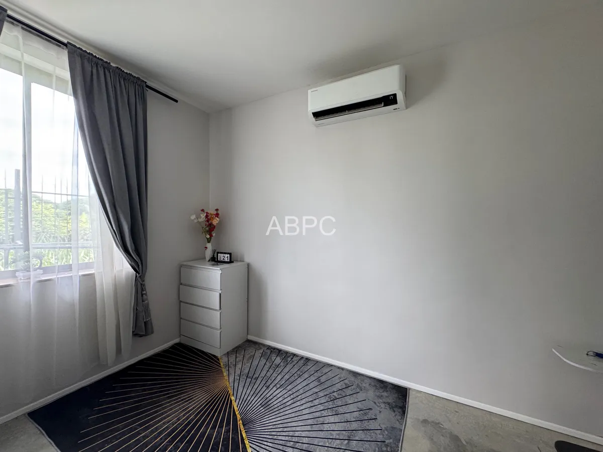 3‑Storey Pool Villa 4 Bedrooms 4 Bathrooms in Huay Yai photo 3