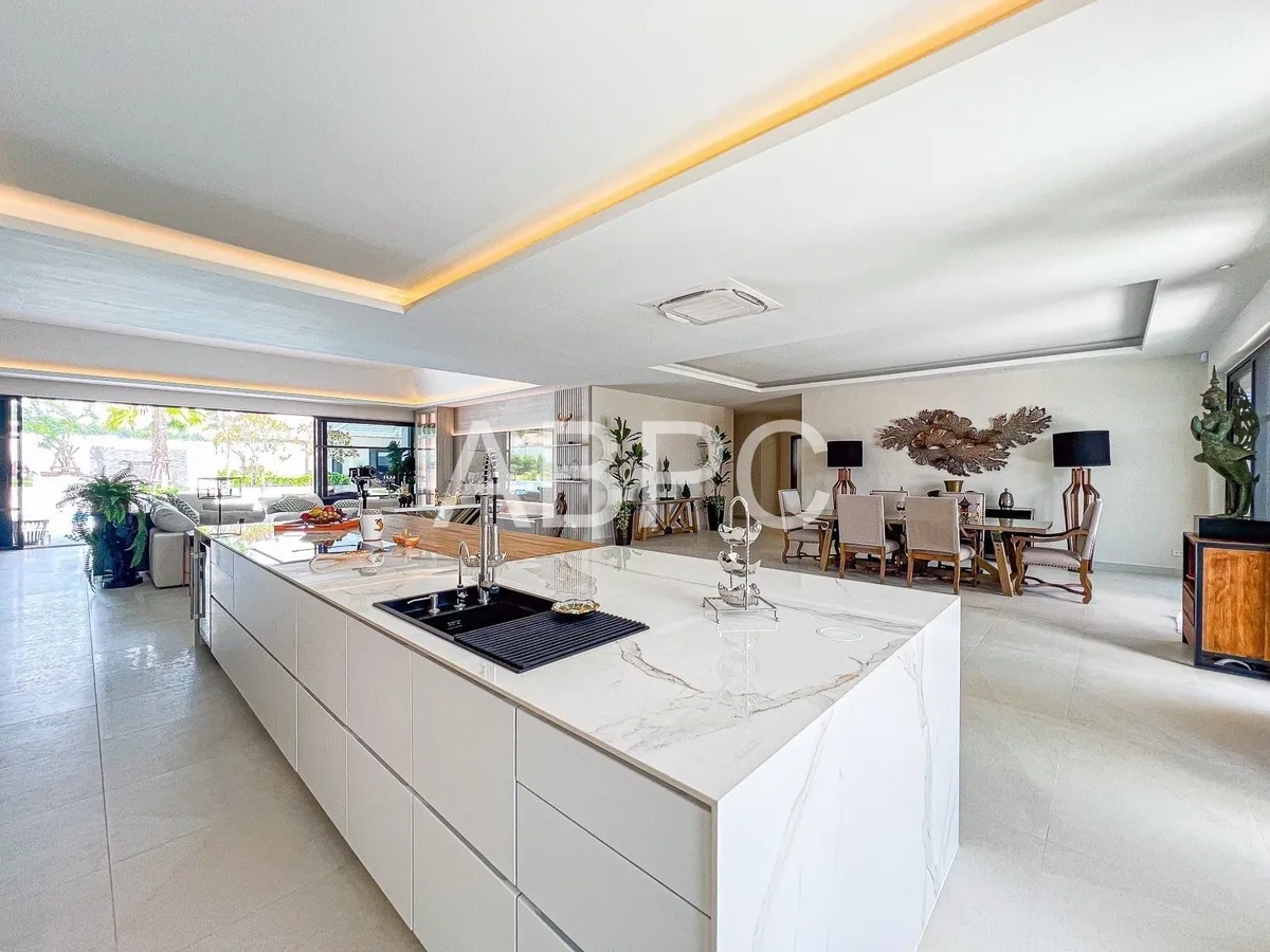 A Sanctuary Above All: Brand New 5 Bedroom 6 Bathroom Pool Villa for Sale Mabprachan/Pong photo 20