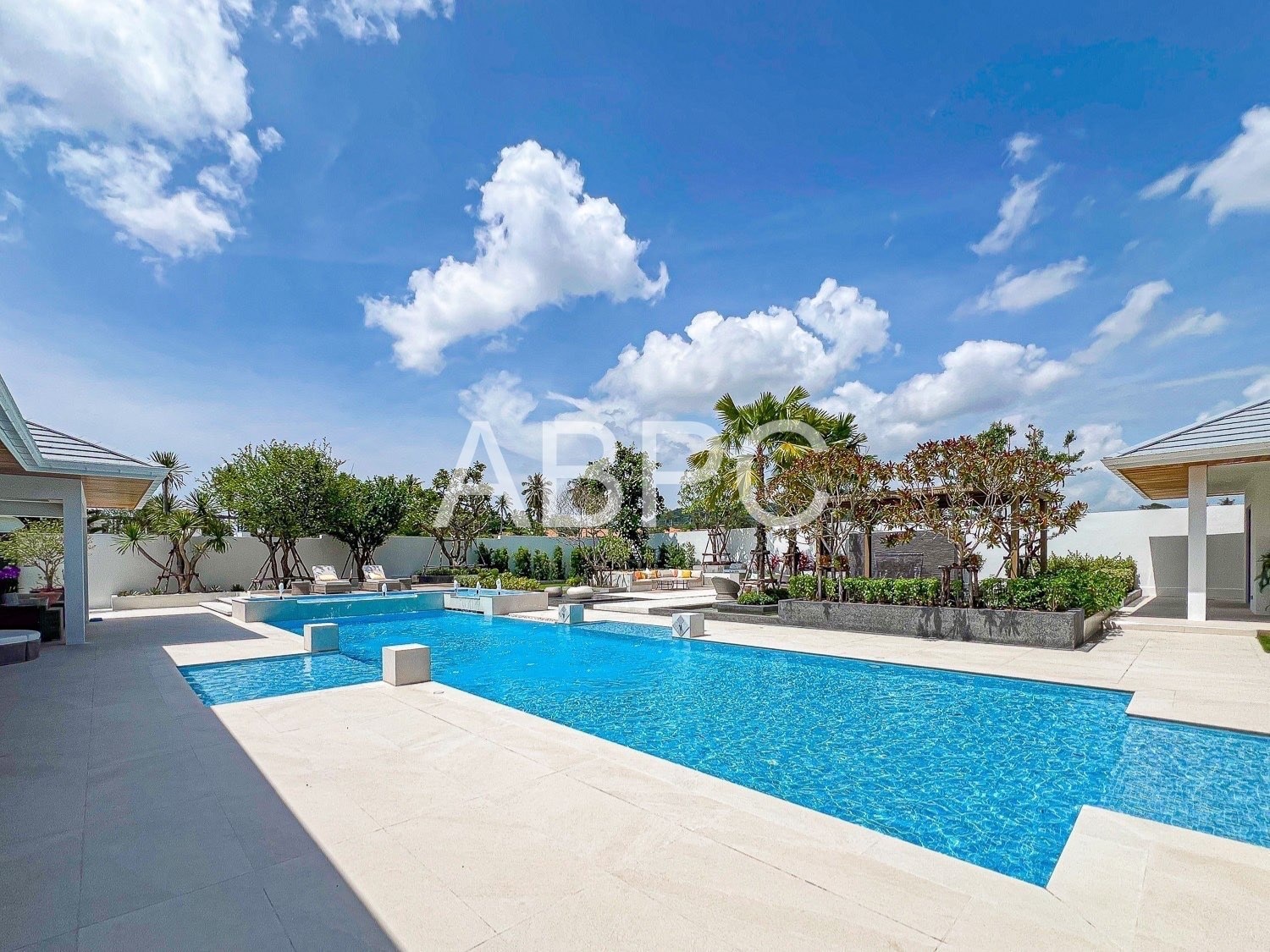 A Sanctuary Above All: Brand New 5 Bedroom 6 Bathroom Pool Villa for Sale Mabprachan/Pong photo 15