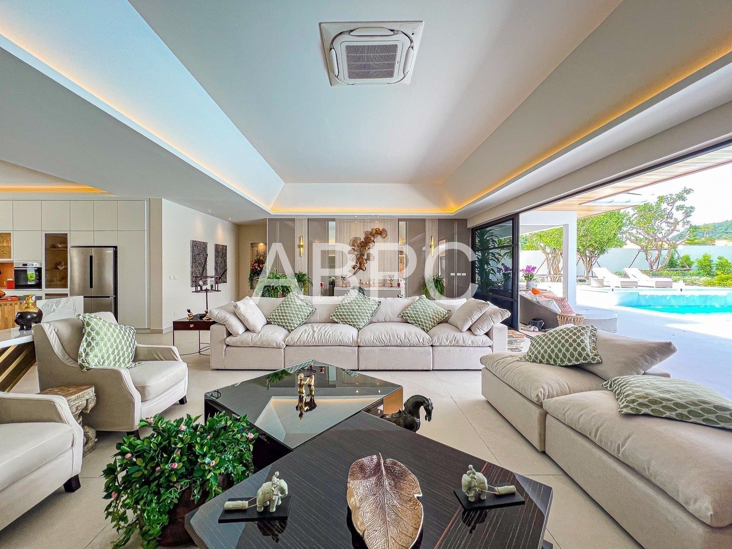A Sanctuary Above All: Brand New 5 Bedroom 6 Bathroom Pool Villa for Sale Mabprachan/Pong photo 20