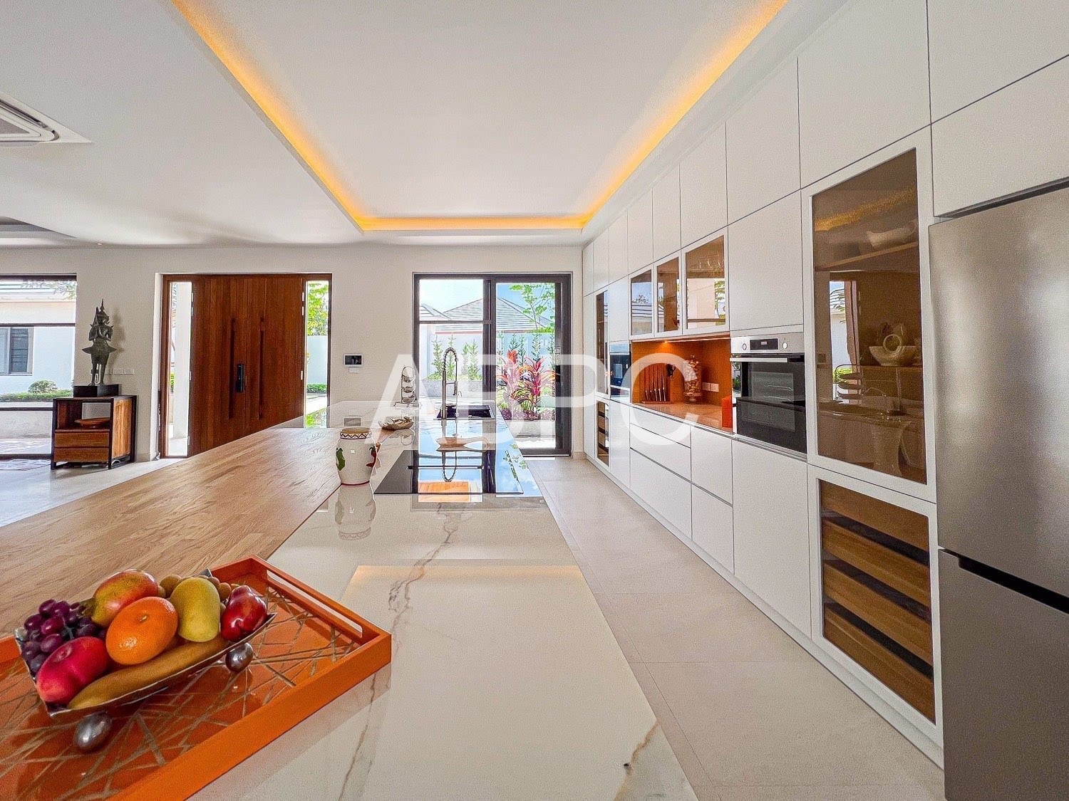 A Sanctuary Above All: Brand New 5 Bedroom 6 Bathroom Pool Villa for Sale Mabprachan/Pong photo 22