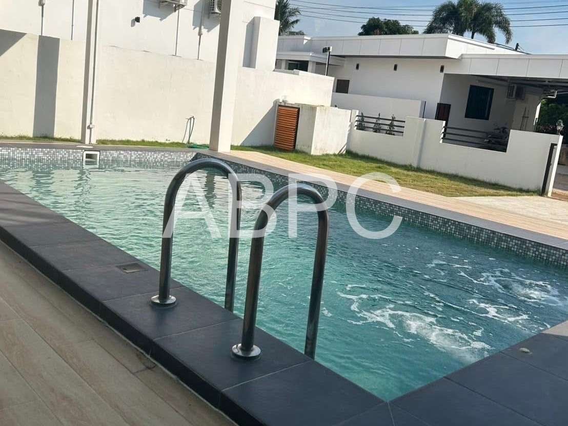 House Poolvilla 4 Bedrooms 2 Bedrooms in Huay yai photo 10