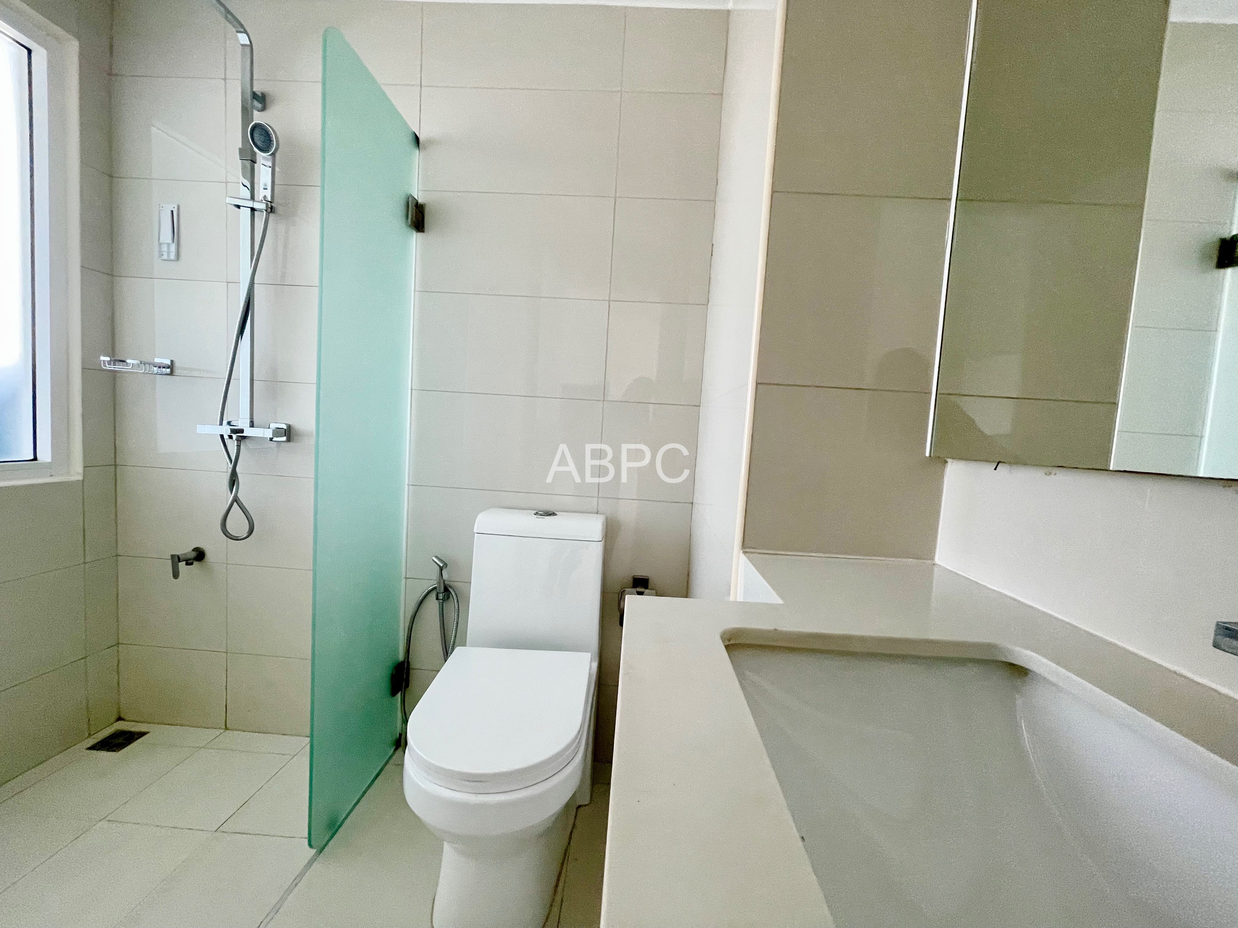 City Center Residence photo 8