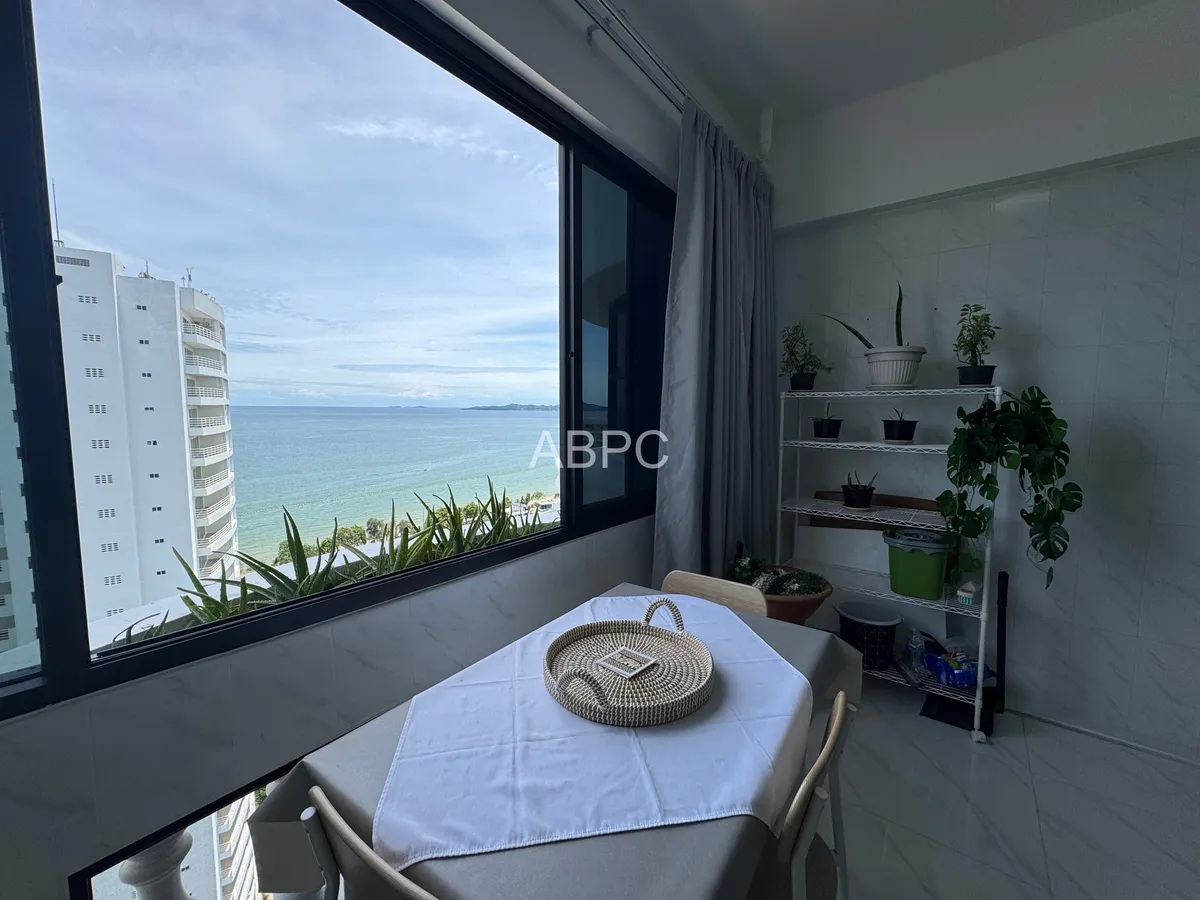 Newly Renovated 1 Bedroom 1 Bathroom in Jomtien photo 9