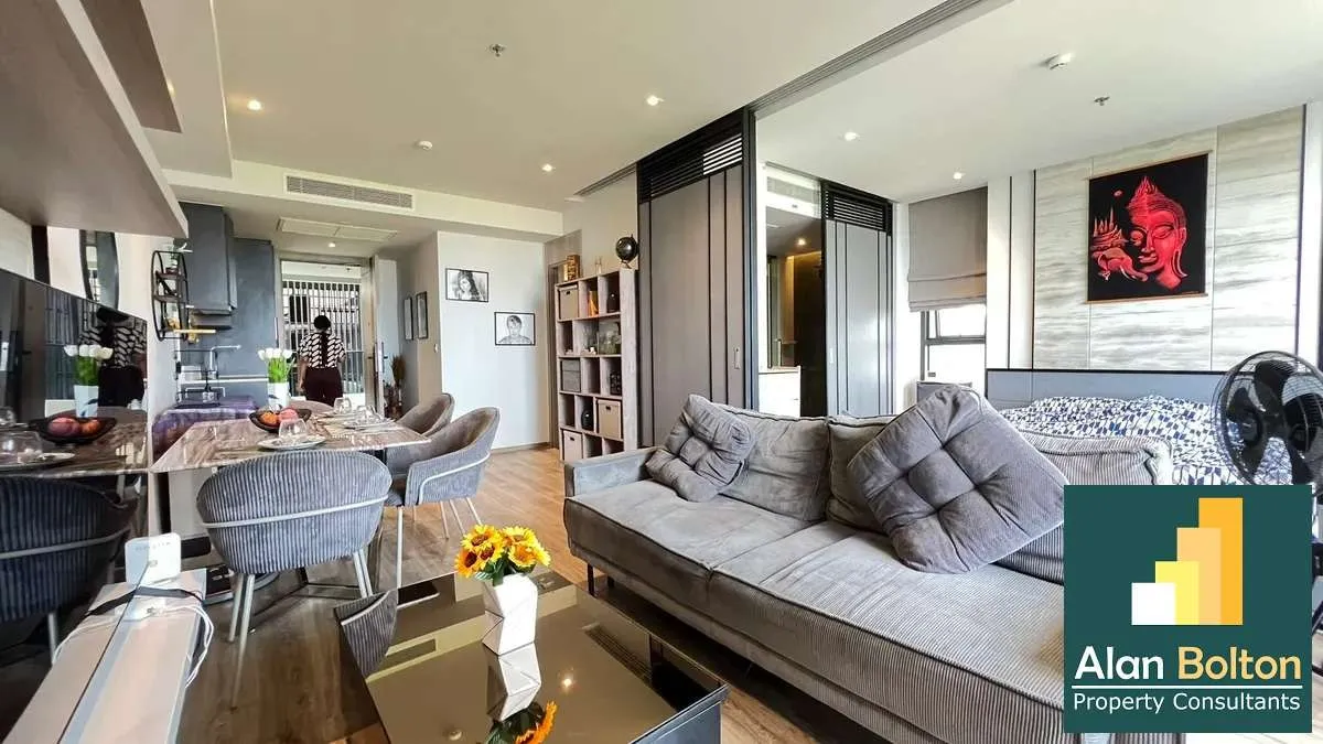 Ultra Modern Andromeda One Bed photo 6