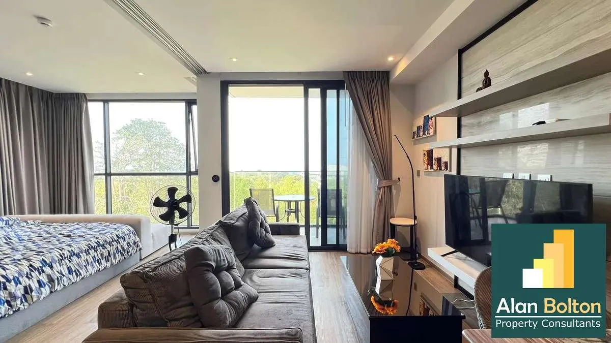 Ultra Modern Andromeda One Bed photo 7