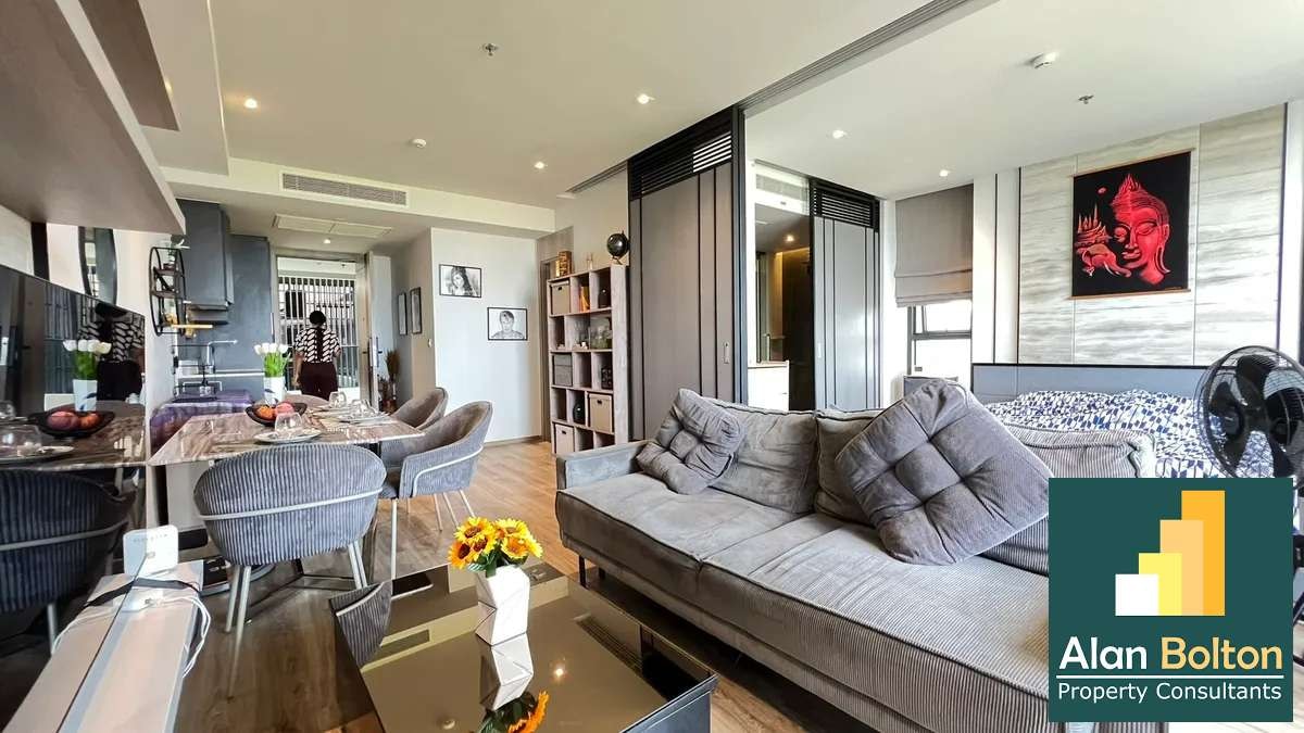 Ultra Modern Andromeda One Bed photo 6
