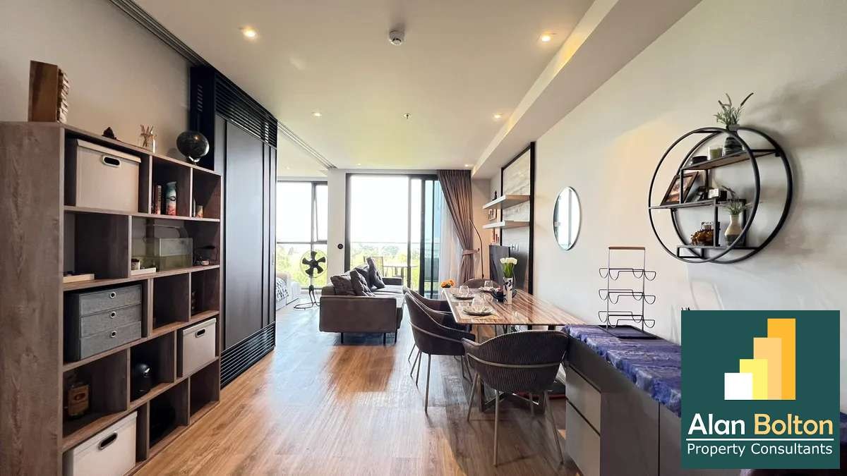 Ultra Modern Andromeda One Bed photo 11