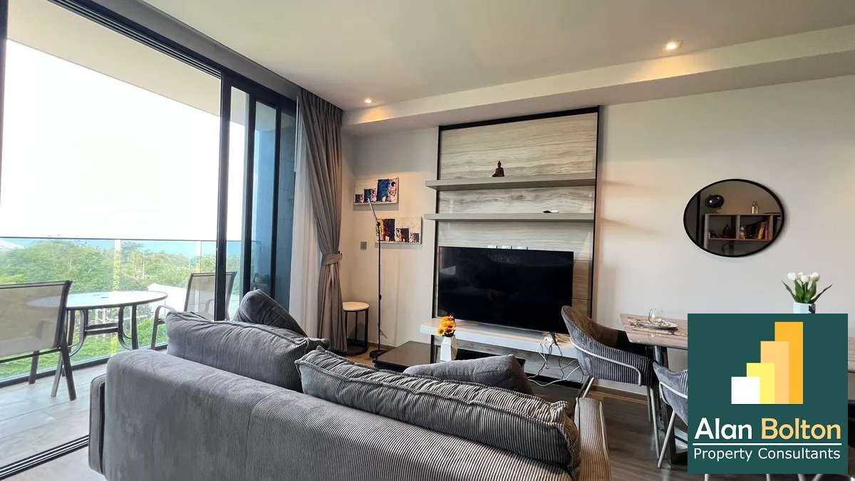 Ultra Modern Andromeda One Bed photo 8