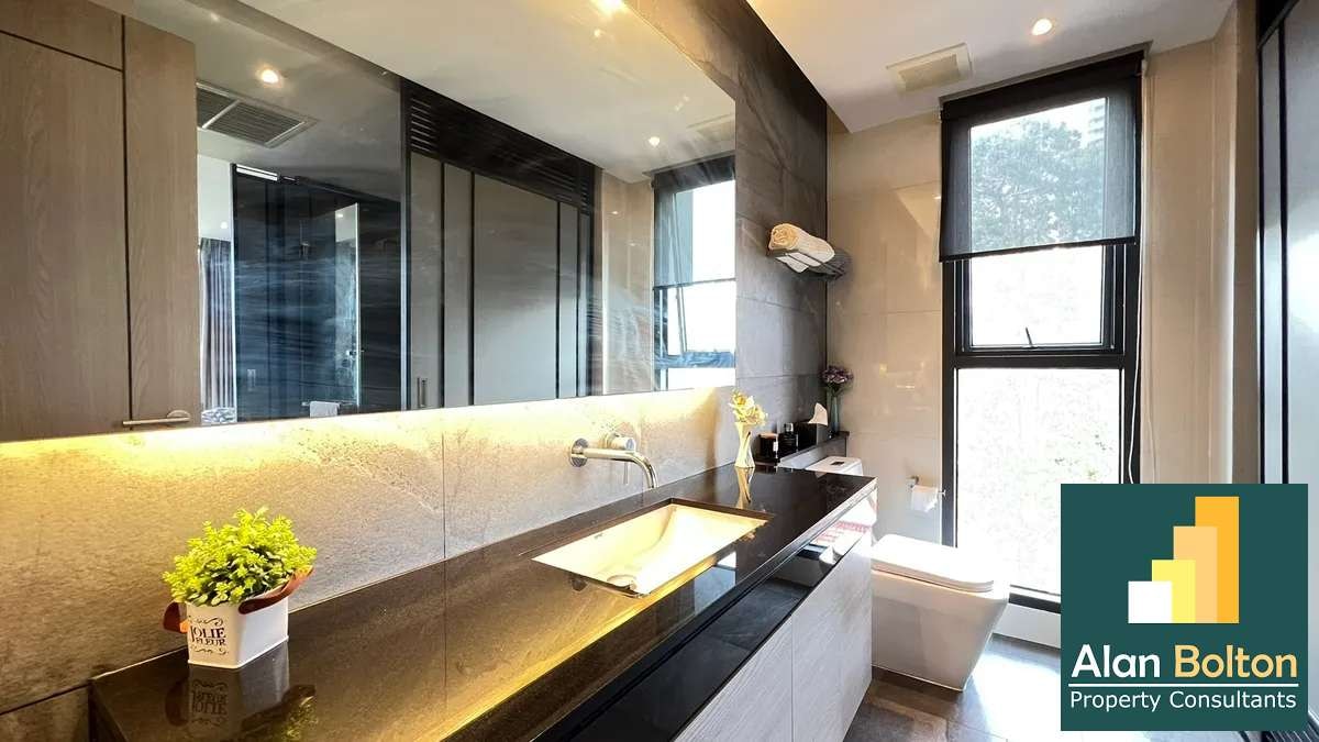 Ultra Modern Andromeda One Bed photo 14