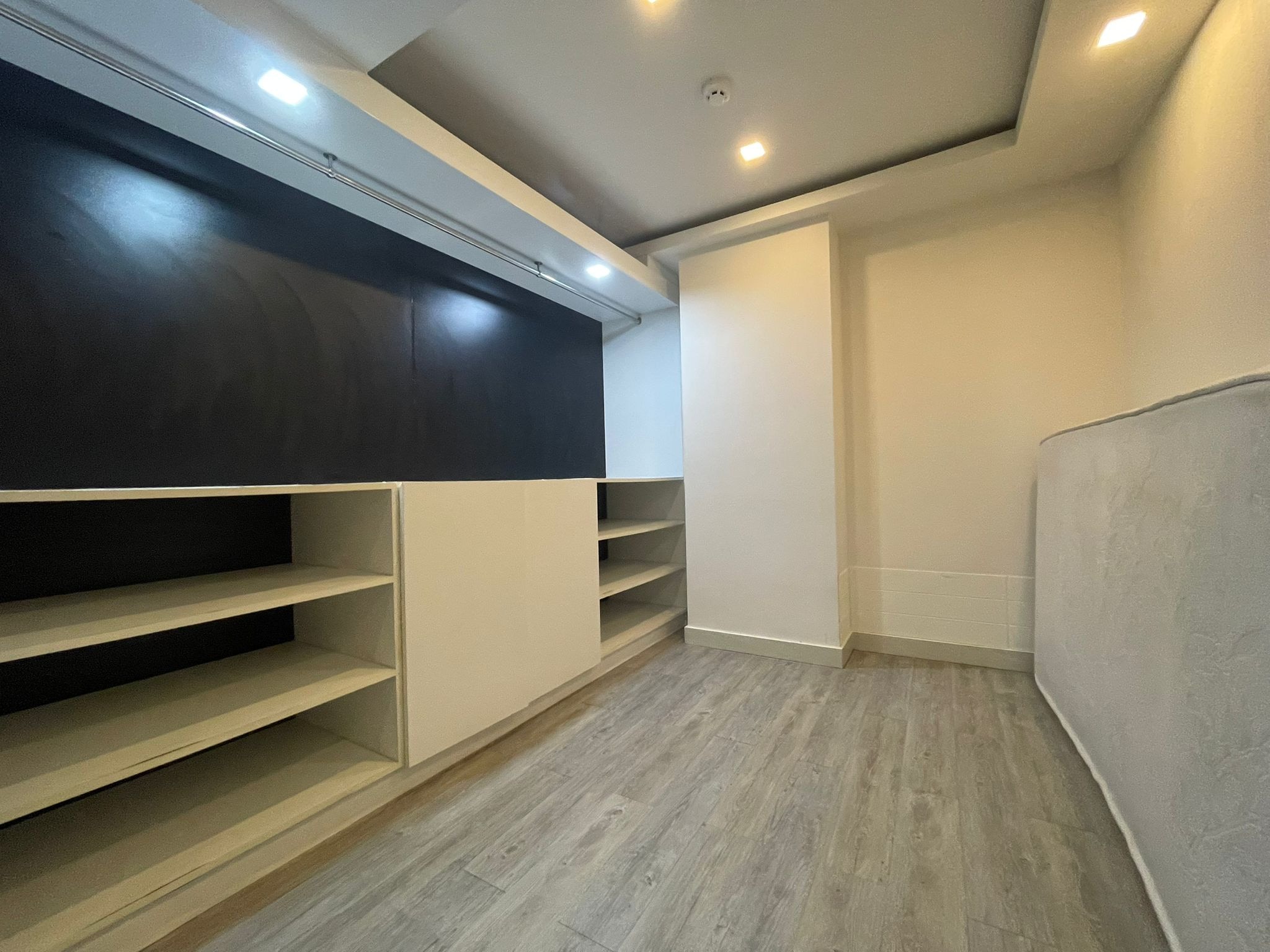 2Bedroom Grand Avenue For Rent Pool View photo 18