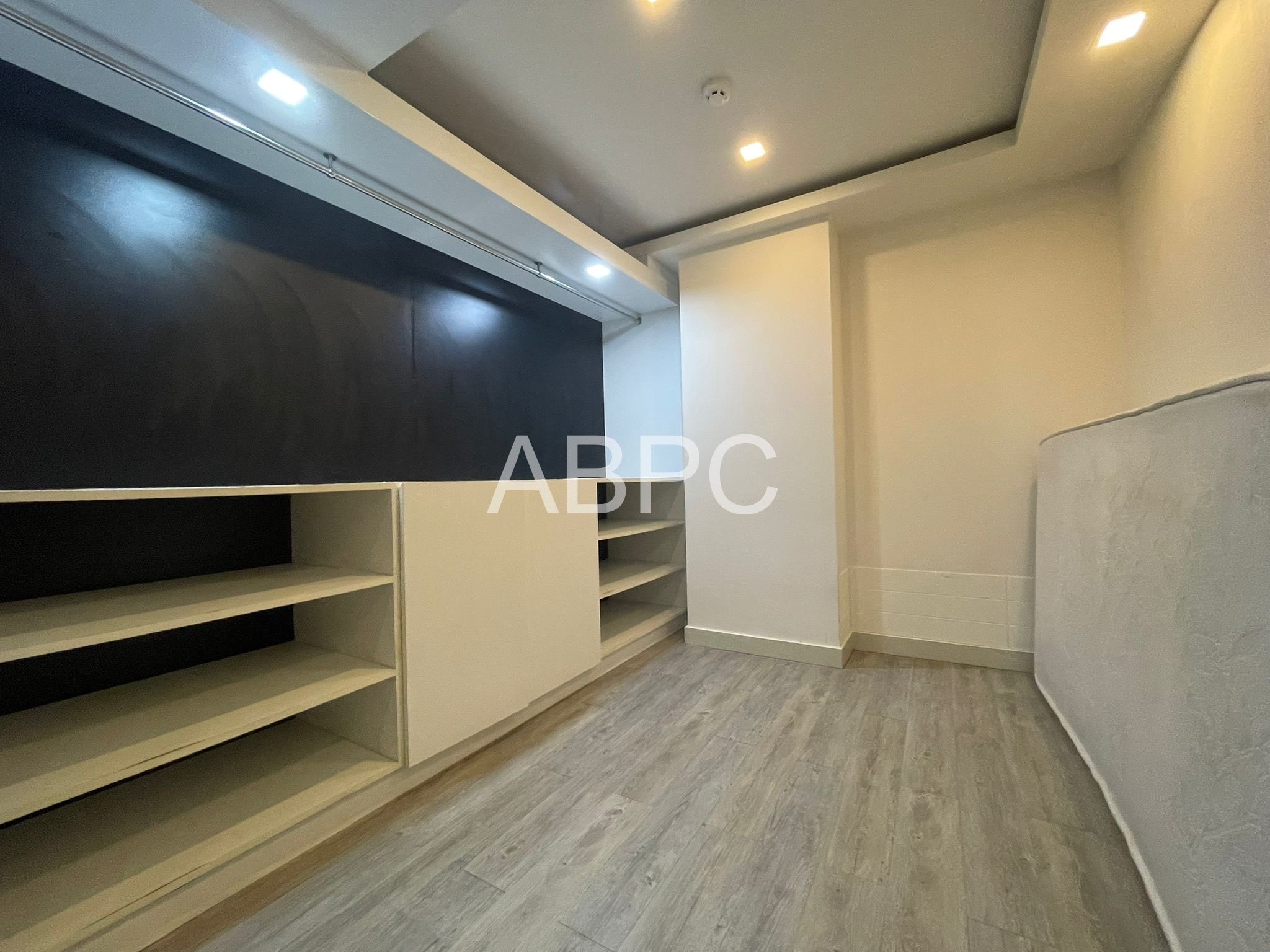 2Bedroom Grand Avenue For Rent Pool View photo 8