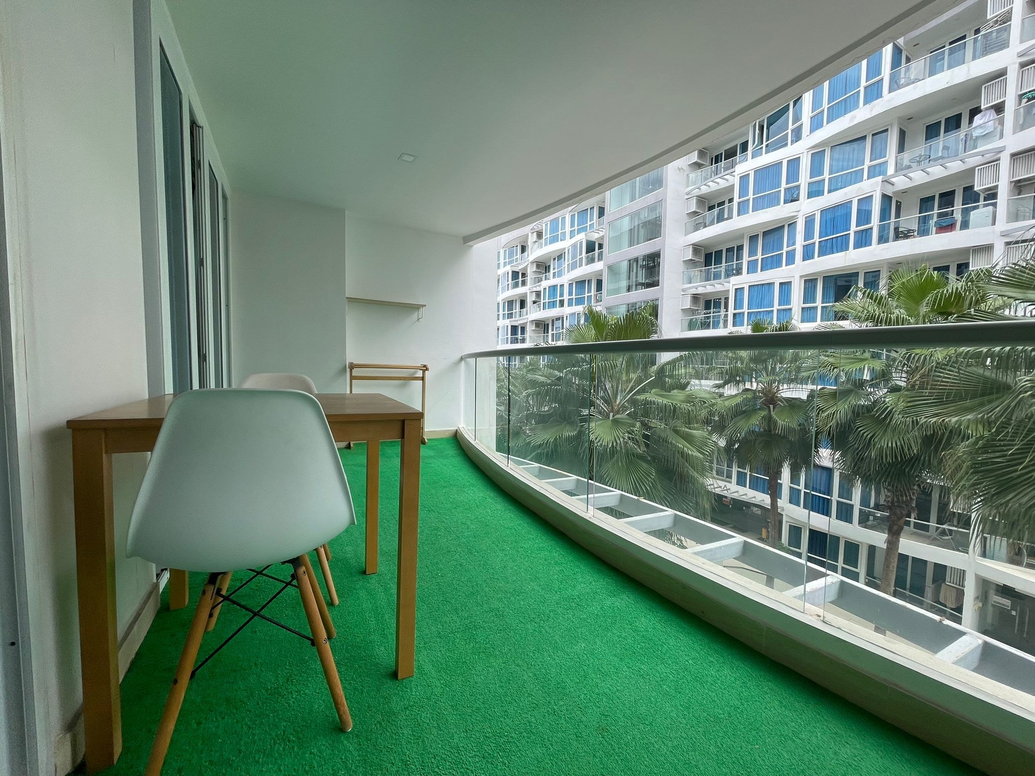 2Bedroom Grand Avenue For Rent Pool View photo 21