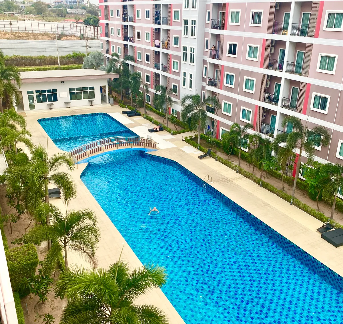 Pool View Sale with tenant 1 Bedroom 1 Bathroom in East Pattaya photo 11