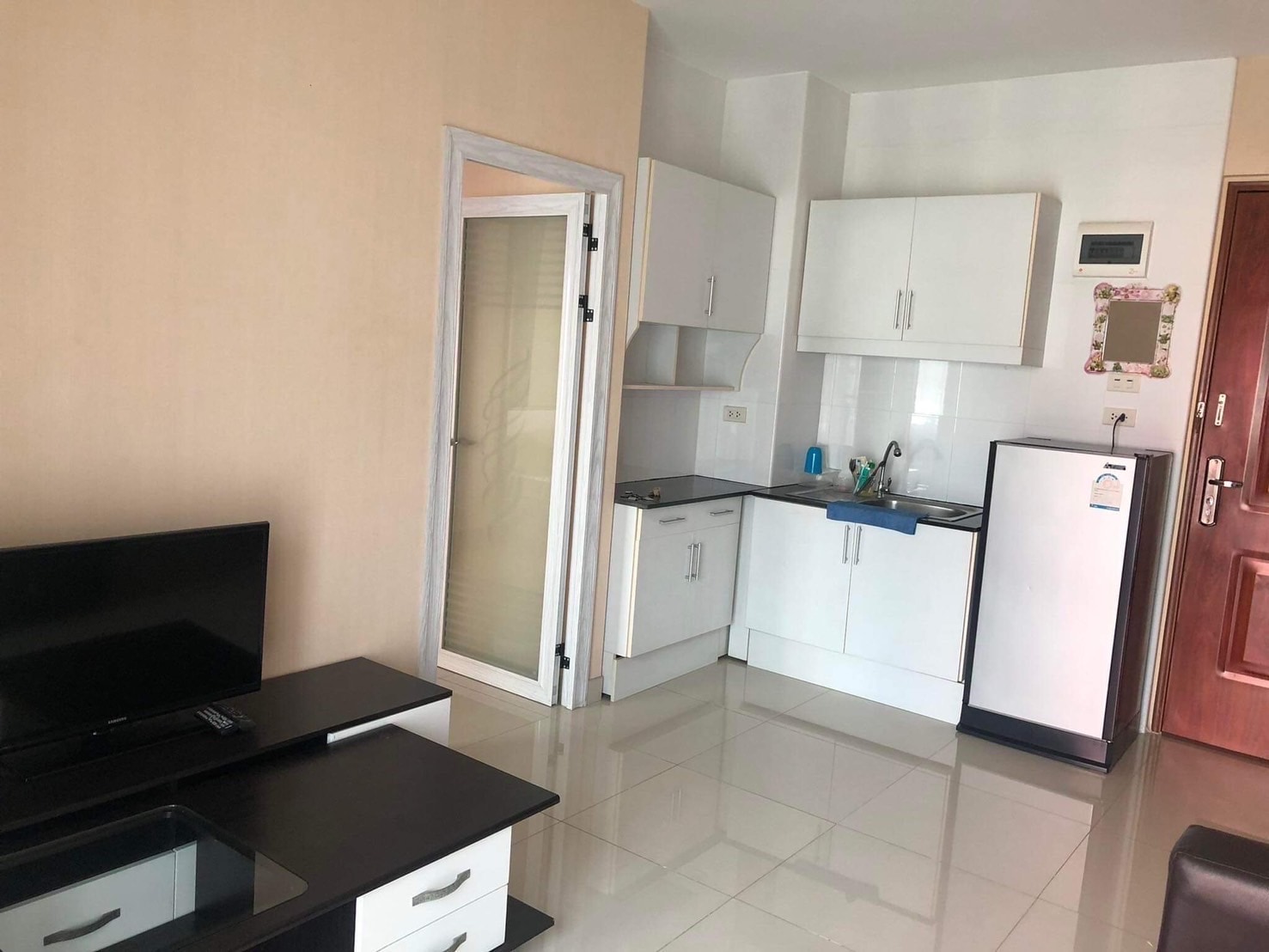 Pool View Sale with tenant 1 Bedroom 1 Bathroom in East Pattaya photo 18