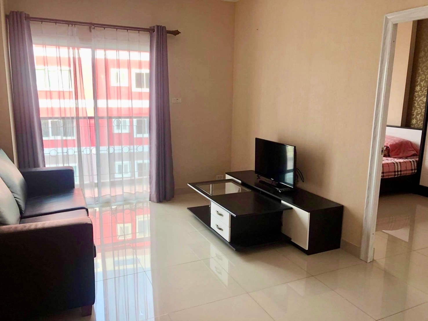 Pool View Sale with tenant 1 Bedroom 1 Bathroom in East Pattaya photo 19