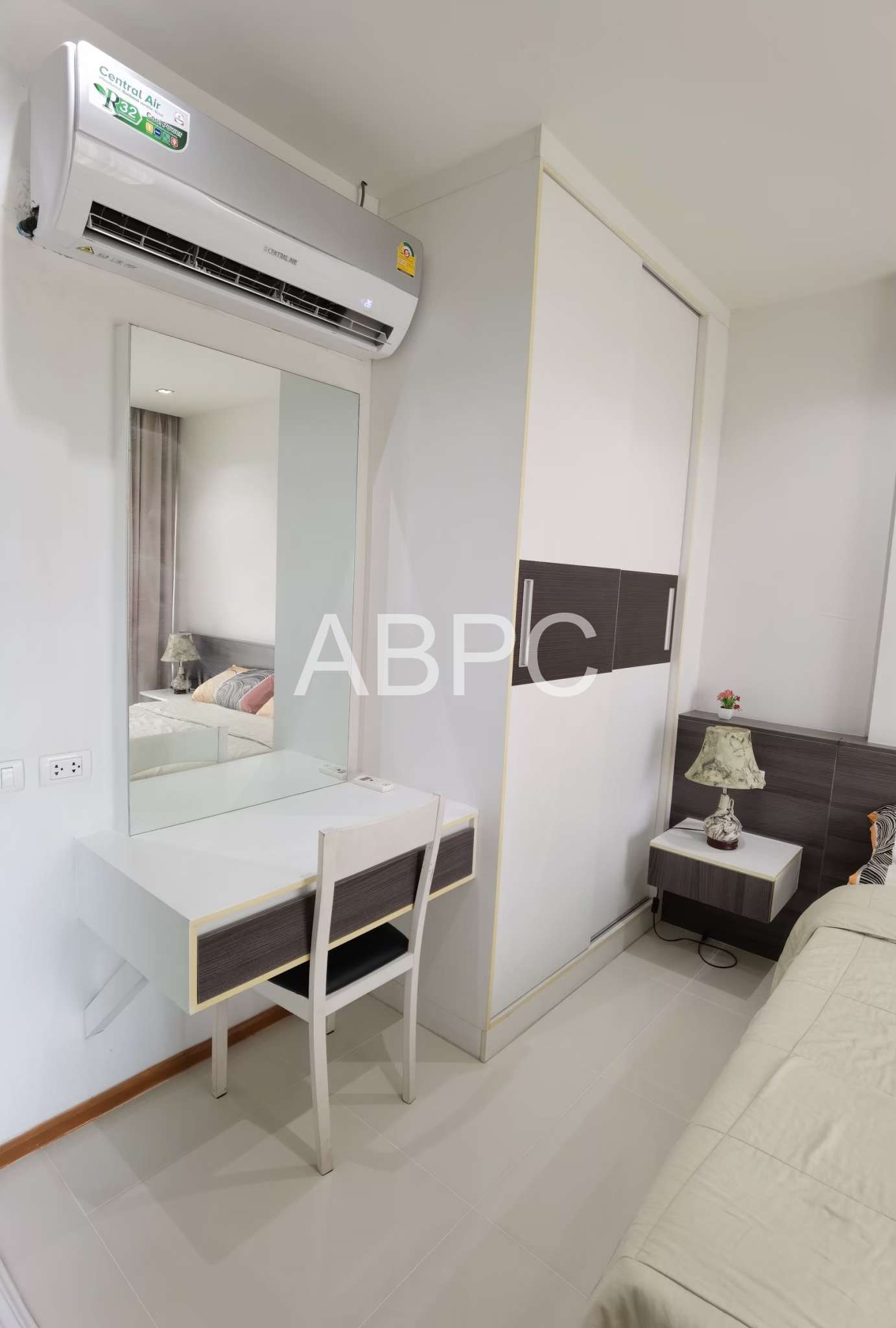 Great Deal 1-Bedroom condo of 32sqm for Sale in Jomtien photo 9