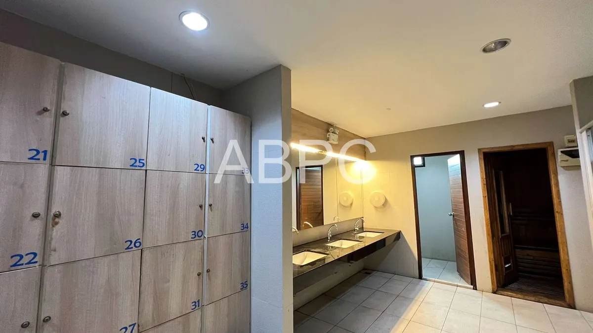1 Bedroom Condo For Rent in Pratumnak photo 11