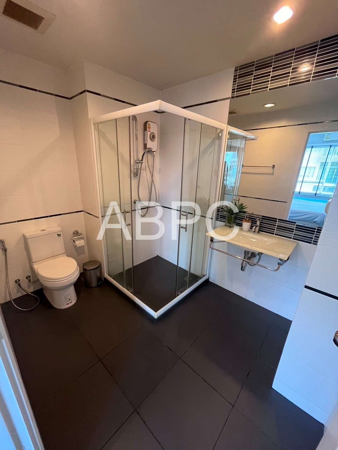 1 Bedroom 1 Bathroom in cental Pattaya photo 14