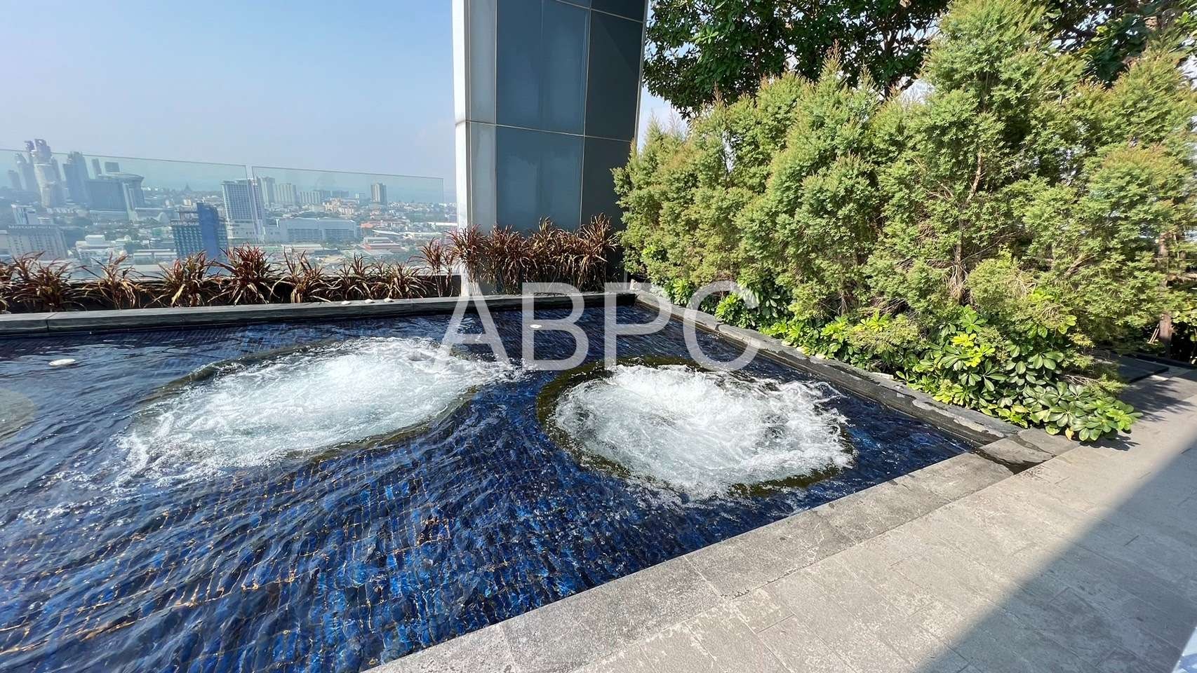 1 Bedroom 1 Bathroom in cental Pattaya photo 10