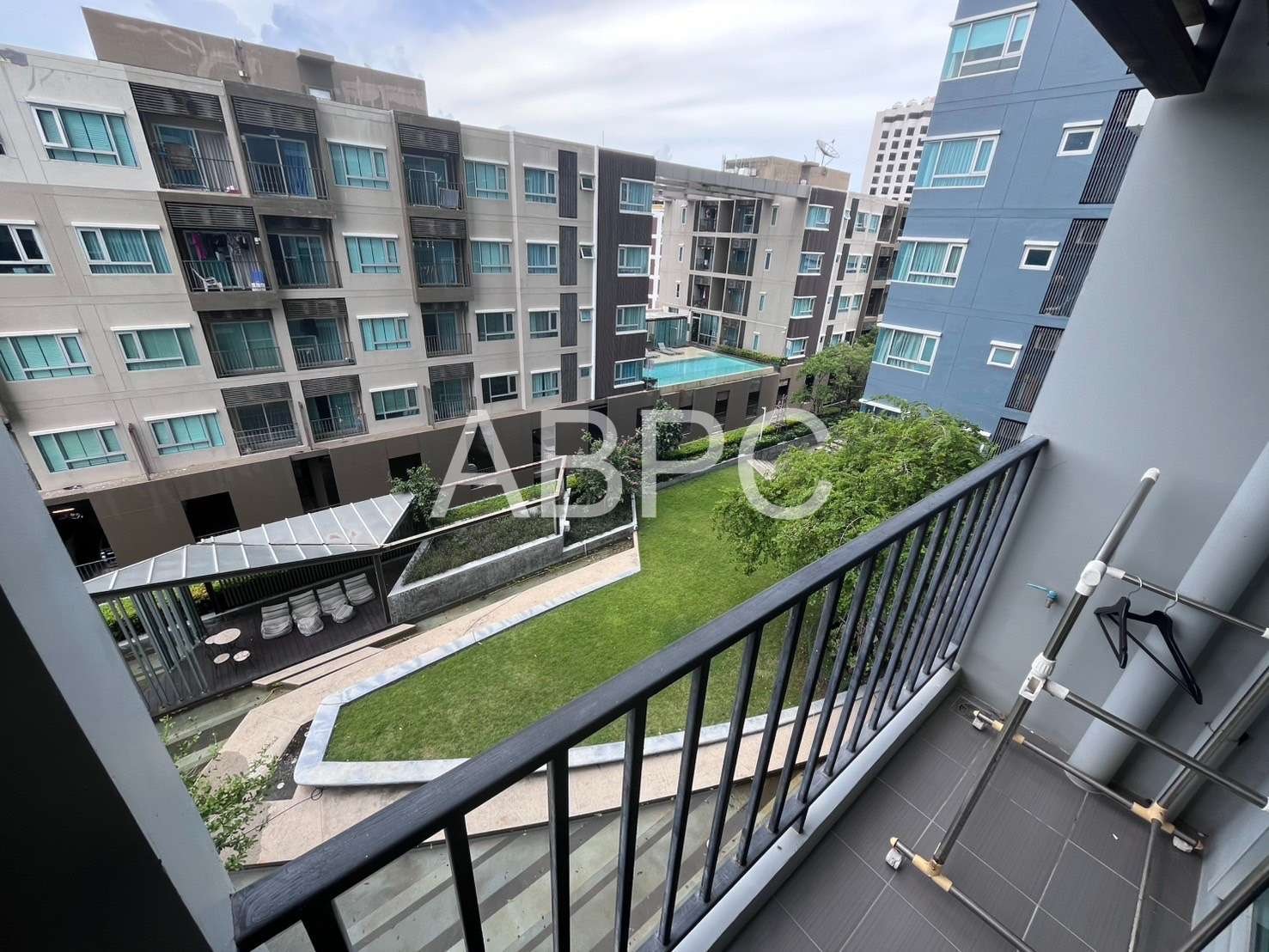 1 Bedroom 1 Bathroom in cental Pattaya photo 2