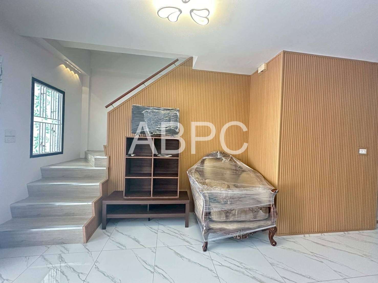 2 Bedroom 2 Bathroom in East Pattaya photo 12