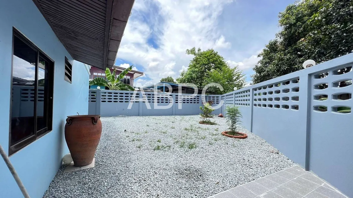 3 Bedrooms 3 Bathrooms in East Pattaya photo 12
