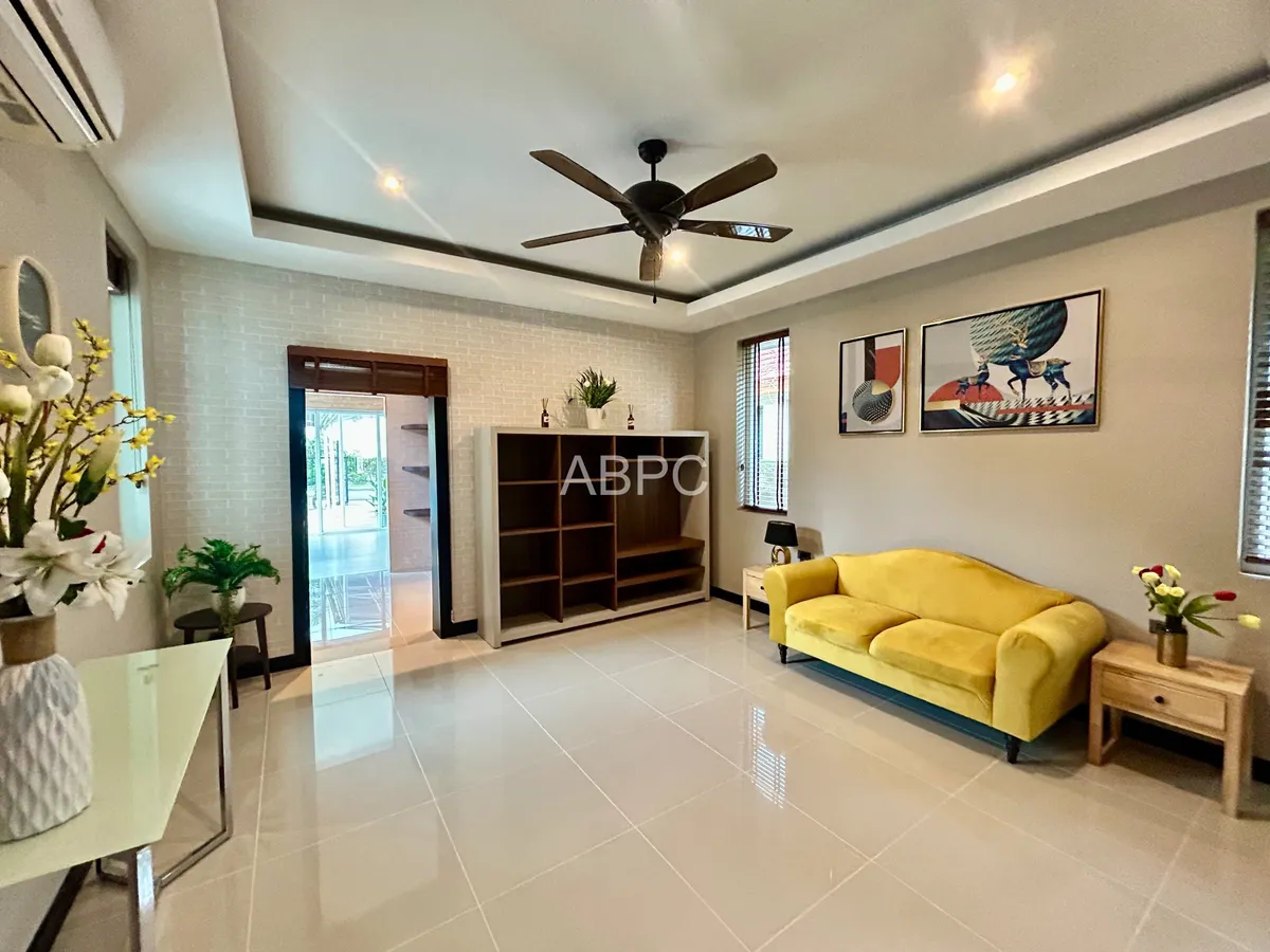 Tranquil Pool Villa: 4 Bedrooms 5 Bathrooms Pool Villa in Mabprachan photo 14