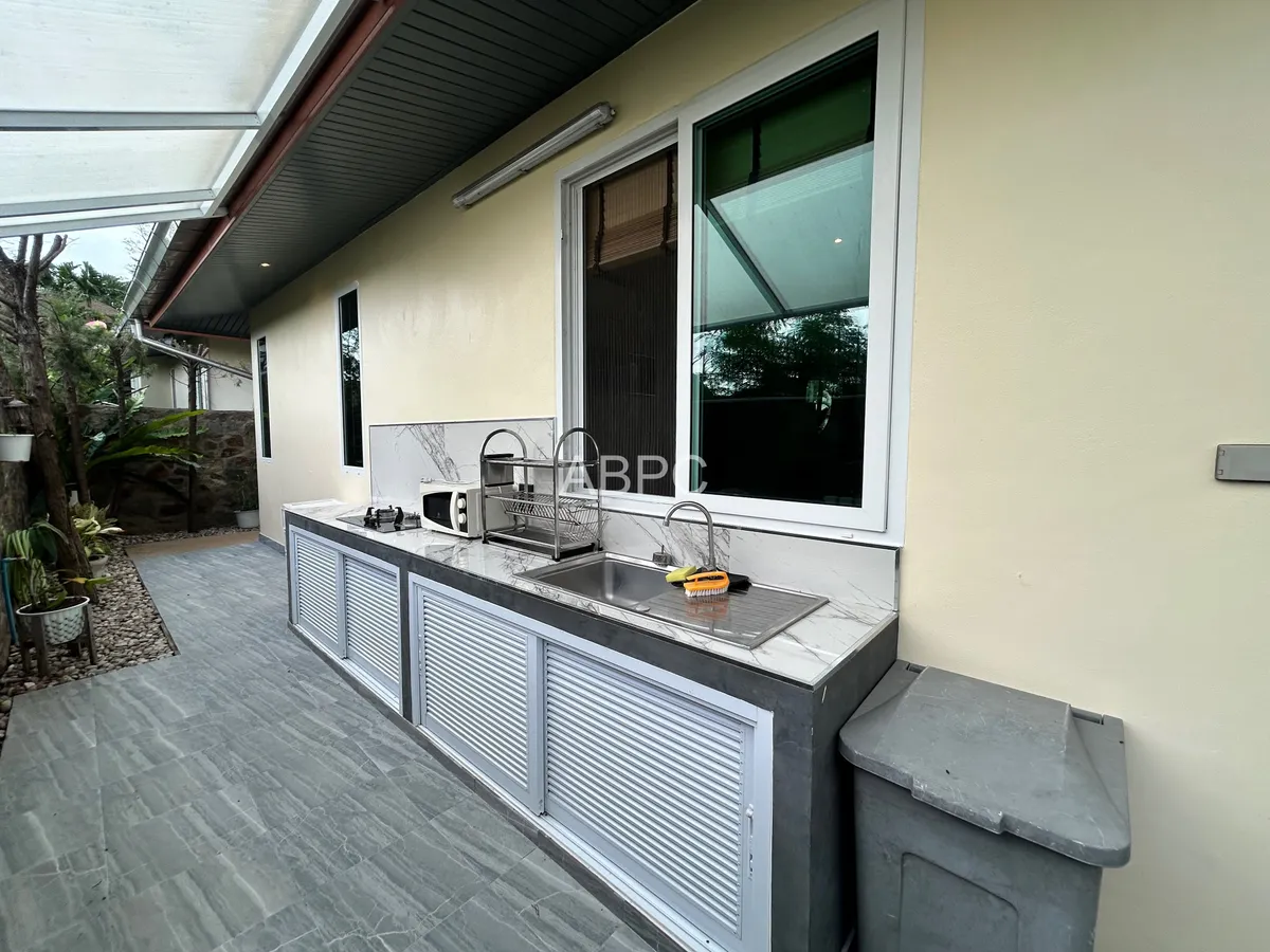 Tranquil Pool Villa: 4 Bedrooms 5 Bathrooms Pool Villa in Mabprachan photo 19