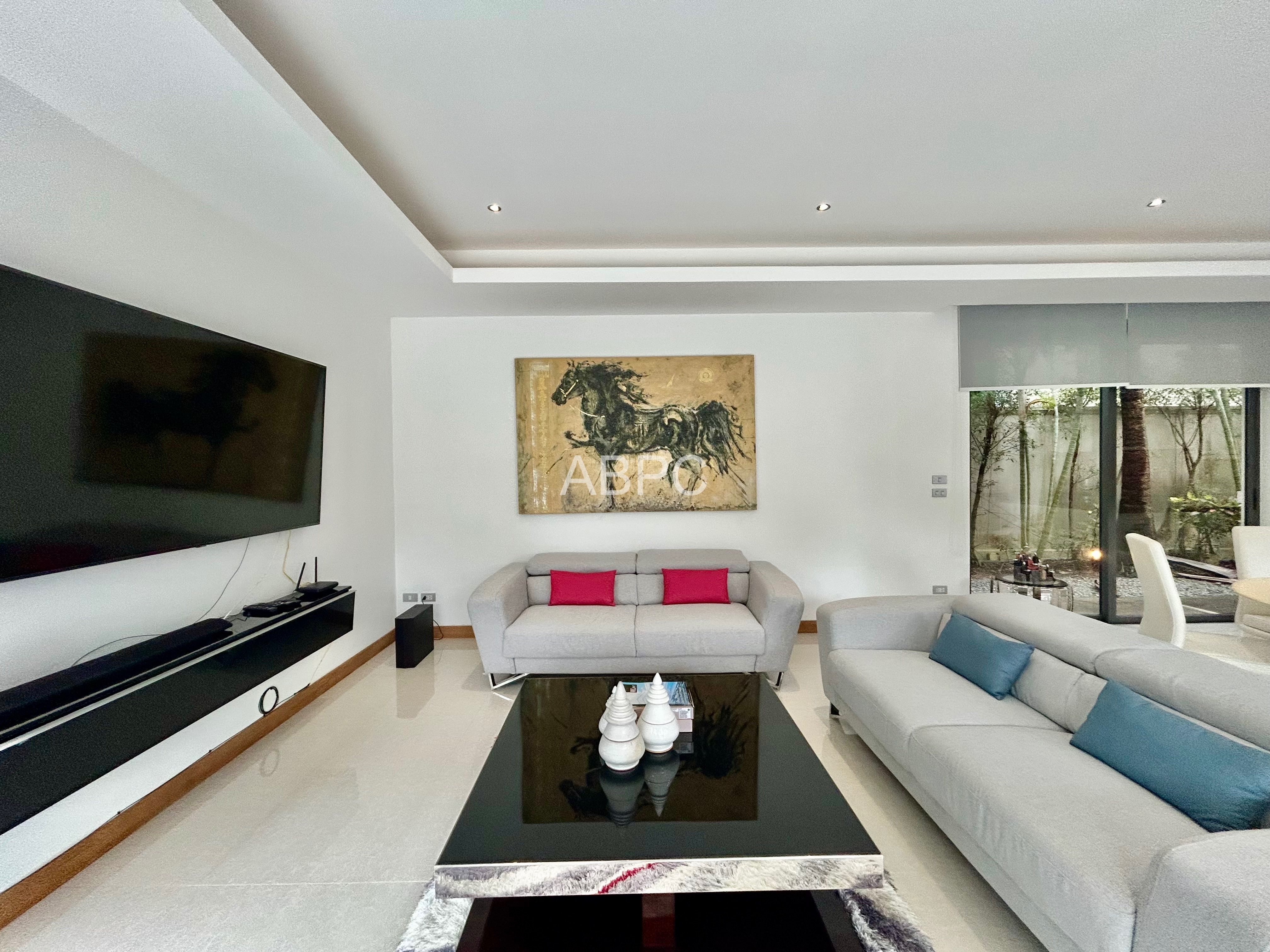 3 Bedroom 4 Bathroom Pool Villa in Mabprachan photo 13