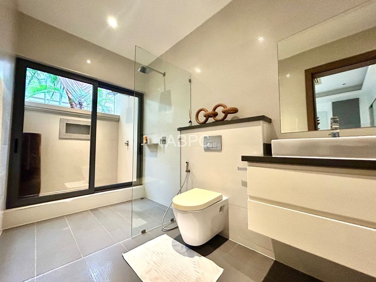 3 Bedroom 4 Bathroom Pool Villa in Mabprachan photo 19